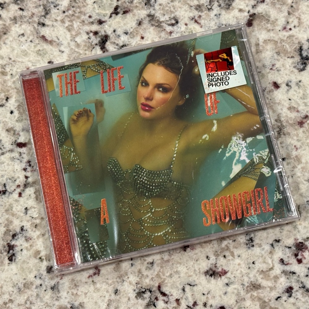 TS: *SIGNED* PHOTO 4- The Life of a Showgirl BNWT (2 AVAILABLE)